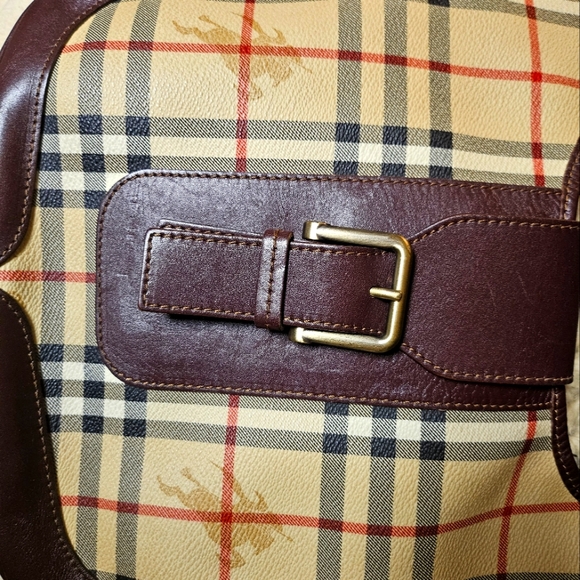 Burberry Haymarket Check Brooke Hobo - Picture 6 of 15
